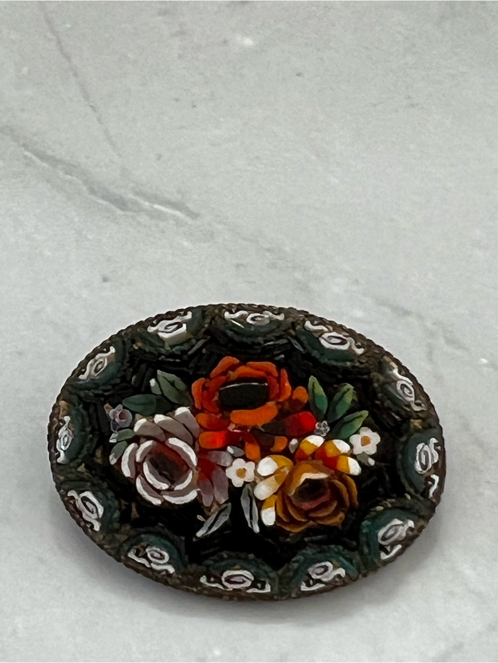 VINTAGE Italian Micro Mosaic Floral Bouquet Brooch Pin - Picture 2 of 9